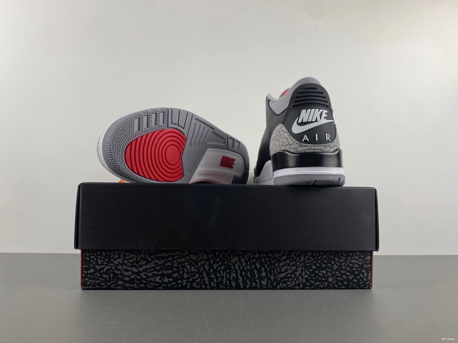 2024 Jordan Cement Black Air DN3707-010 3 0128